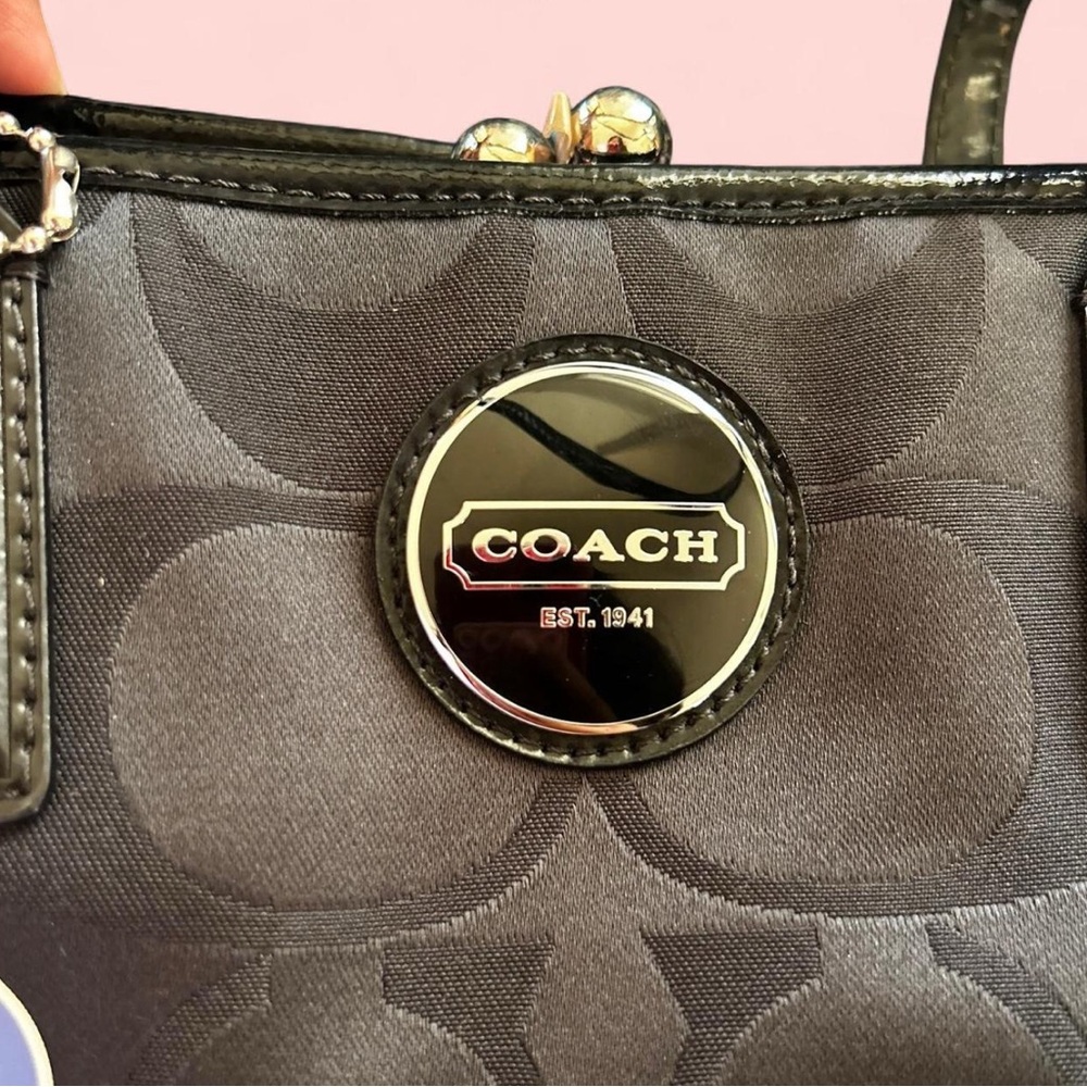 Vintage Rare Coach Optic Signature
Canvas Bag. - Picture 5 of 6